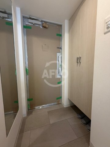 玄関　ラ・フェリーチェ今里　玄関