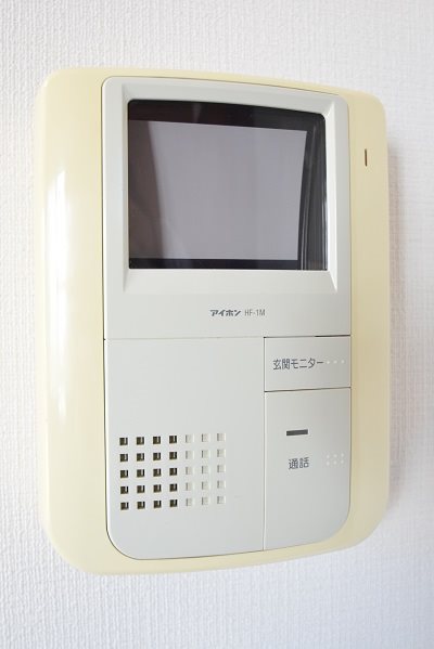 セキュリティ　モニター付きインターホン