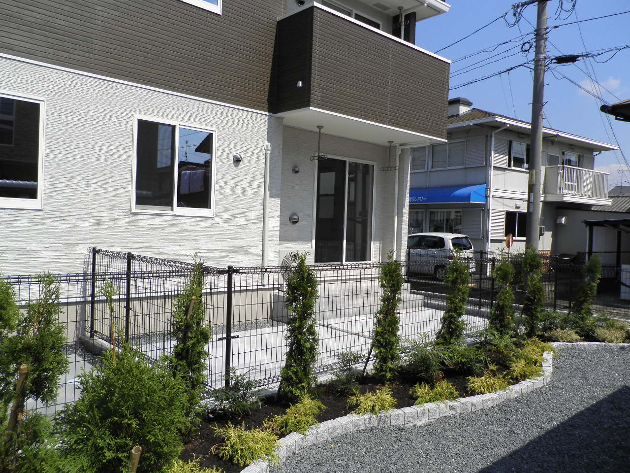 庭　専用庭付き