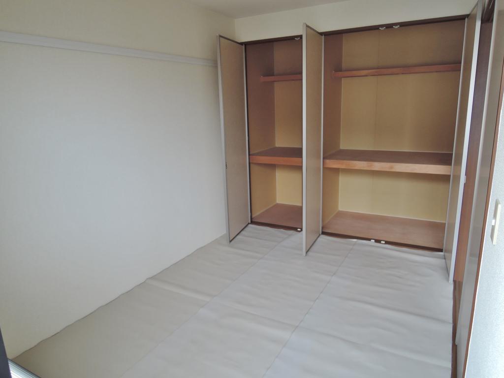 収納　畳はフローリングに変更済み