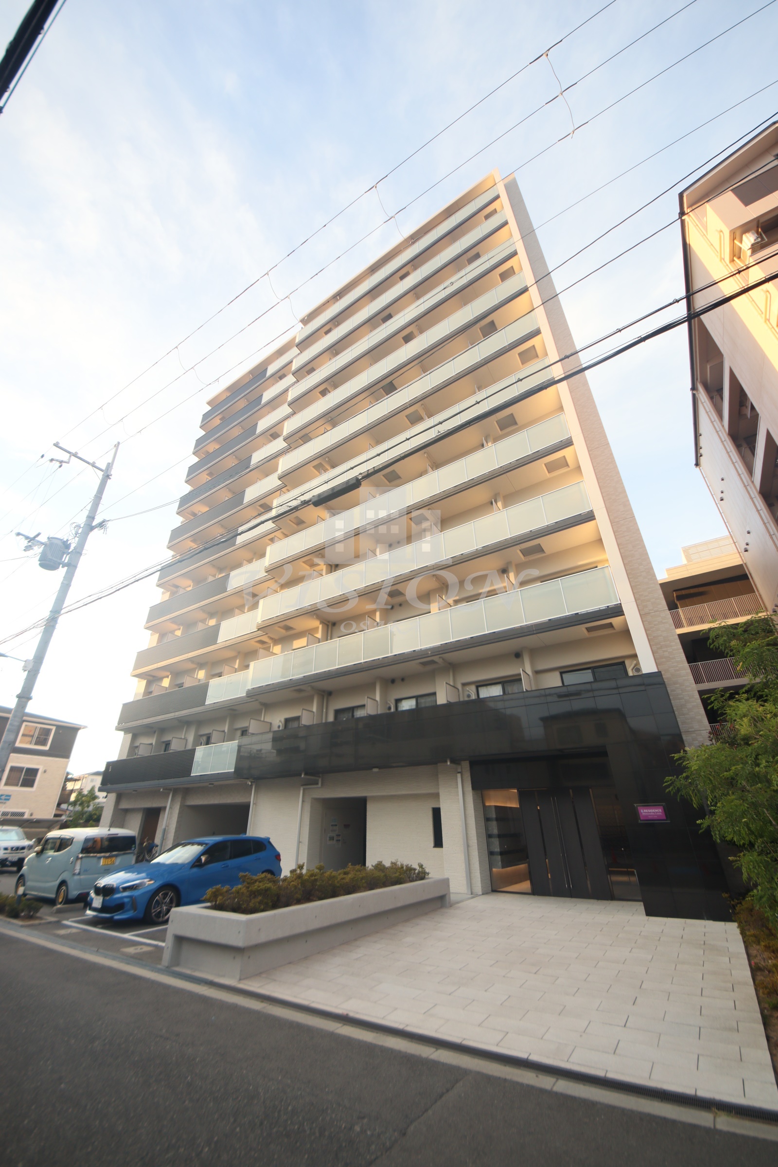 地下鉄御堂筋線 西中島南方駅 徒歩10分 築9年