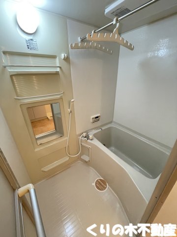 バス・シャワールーム　きれいなお風呂です