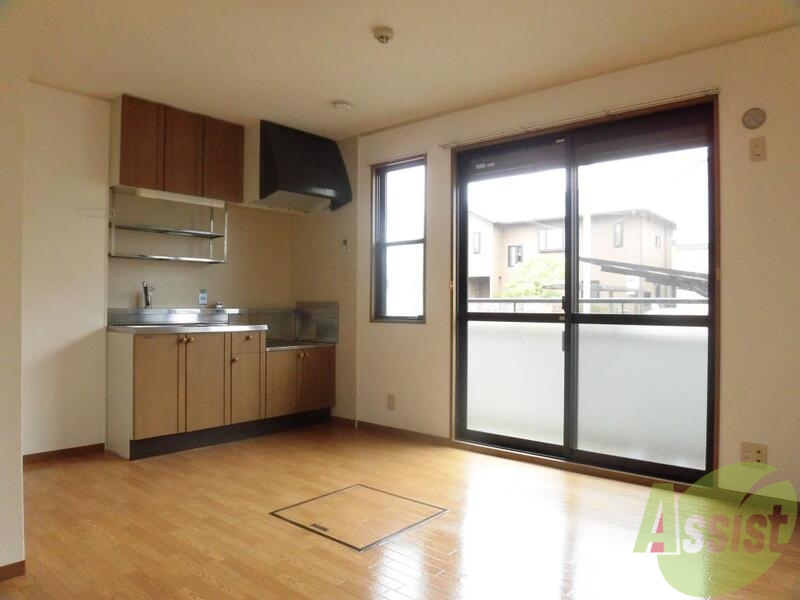 居室・リビング　明るいお部屋でゆったりとした生活を