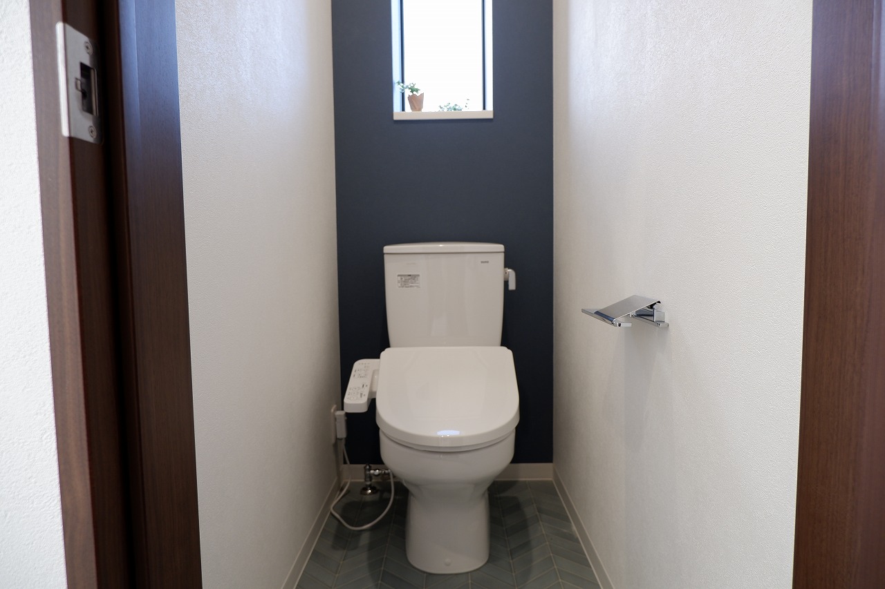 トイレ　ウォシュレット付