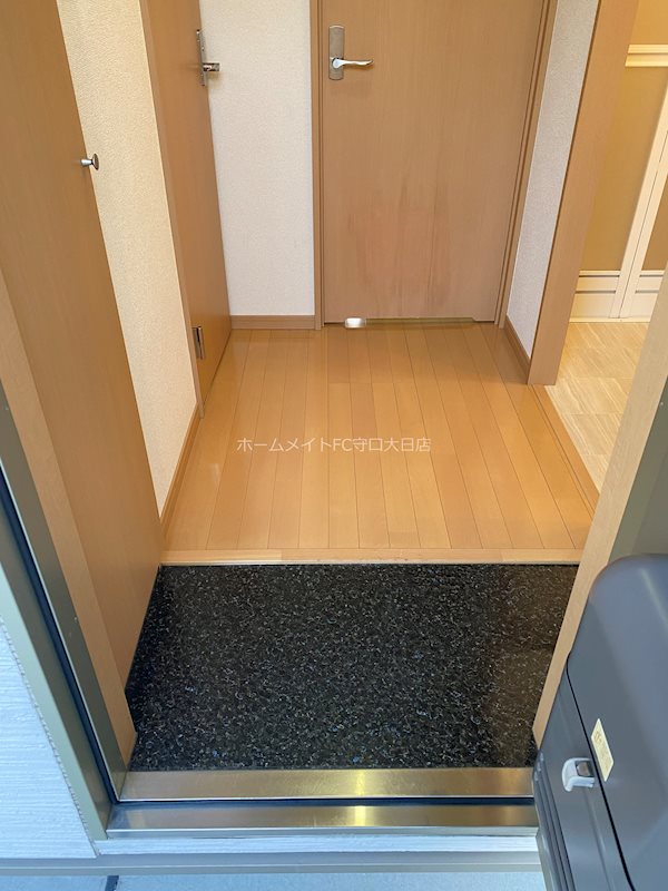 玄関　アムールロータス