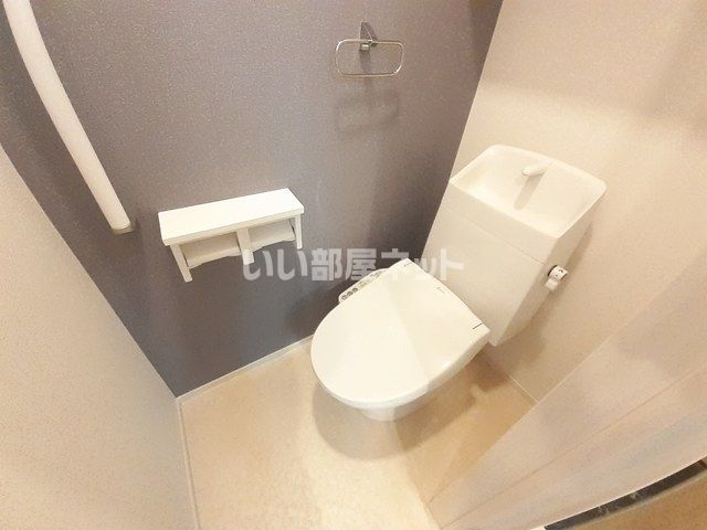 【桜井市大字戒重のアパートのトイレ】