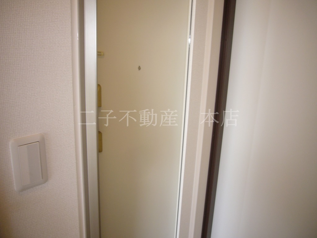 玄関　下駄箱