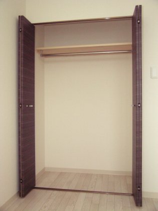 収納　洋室クローゼット