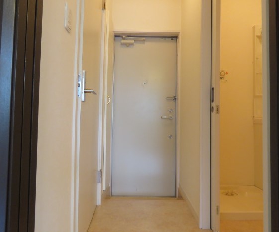 玄関　同建物別部屋参考