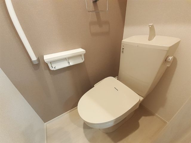 【プレッソ冠木IIのトイレ】