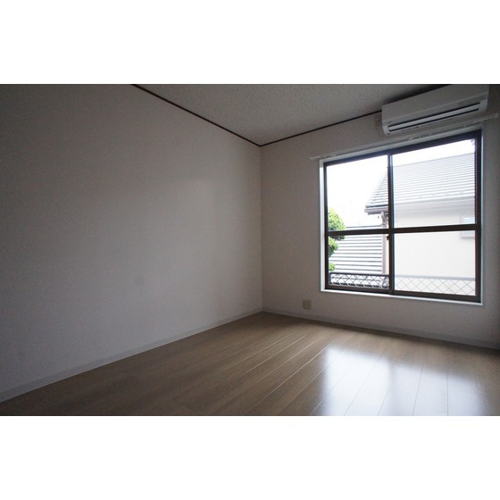 居室・リビング　日当りも大変良好です