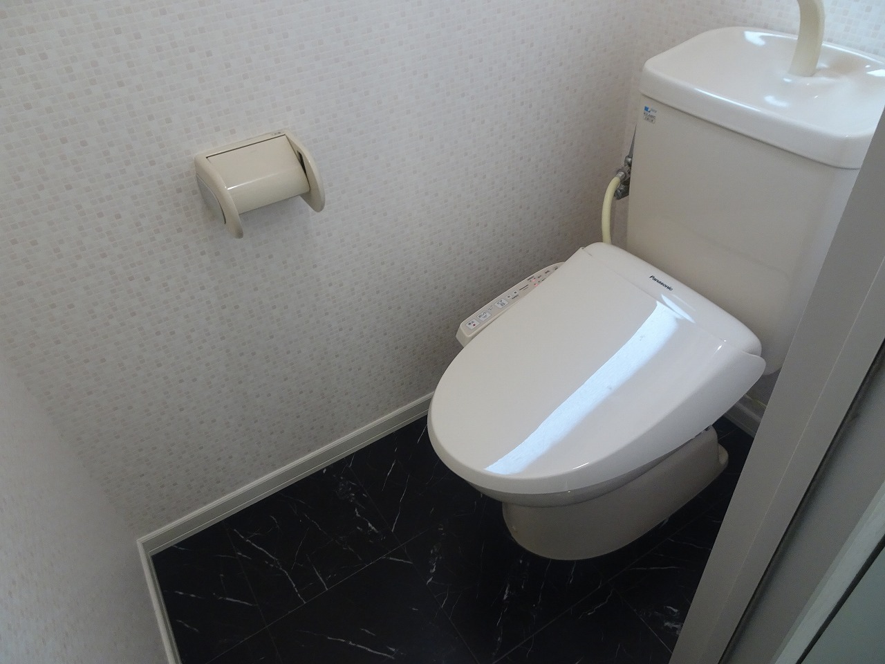 フレグランスMakino弐番館のトイレ写真