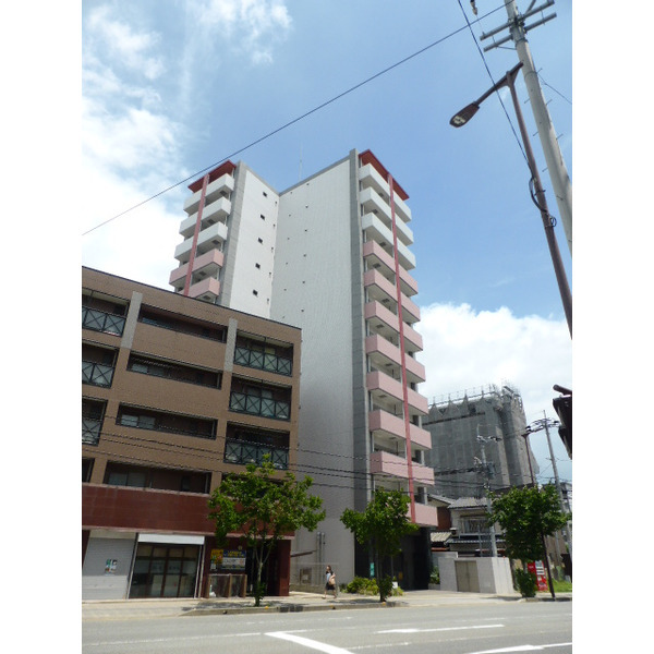 【福岡市博多区吉塚のマンションのその他】