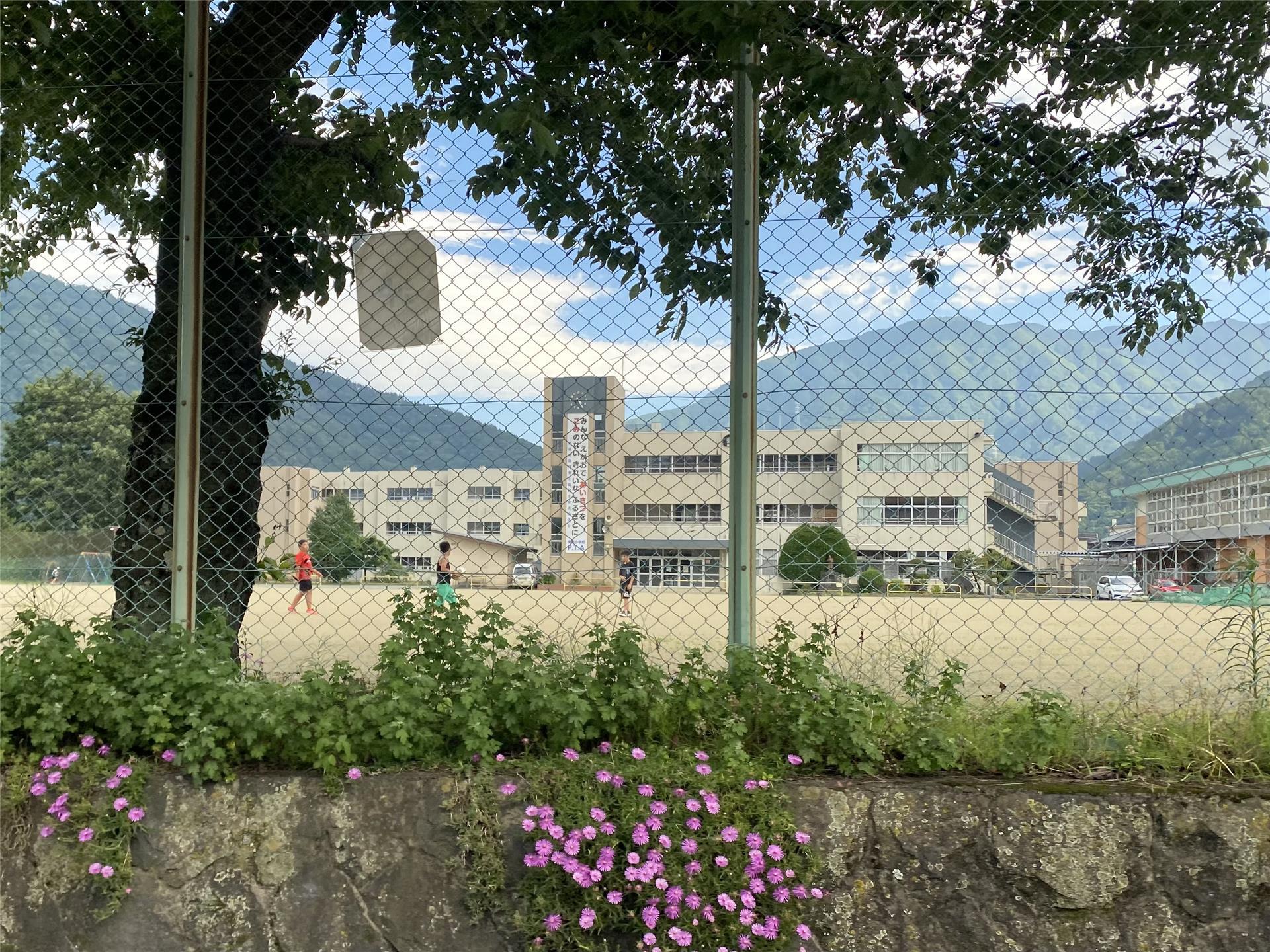 【ヴェントノールＢの小学校】