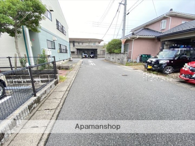 その他　前面道路（その他）まで0m