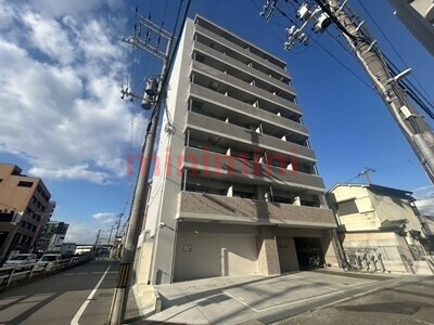 吹田市岸部南のマンションの建物外観