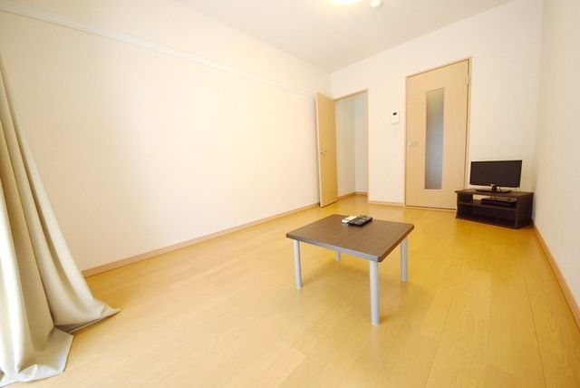 居室・リビング　明るい室内です♪