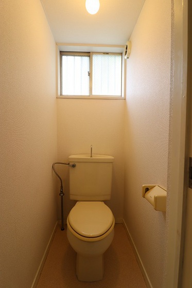 トイレ　※別号室の写真です。