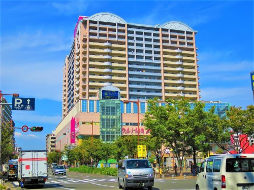 スーパー　イオン 布施駅前店（スーパー）まで569m