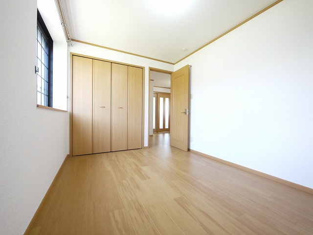 その他部屋・スペース　使い勝手のいい寝室です