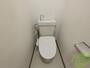 トイレ　トイレは温水洗浄便座なので寒い季節も安心ですね。