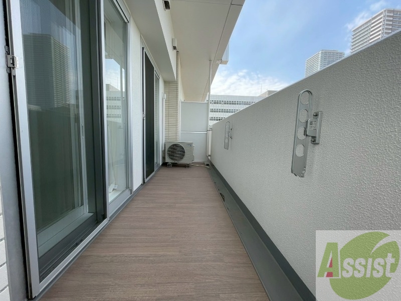 バルコニー　バルコニーです。洗濯物を干したり一息ついたりできますね！