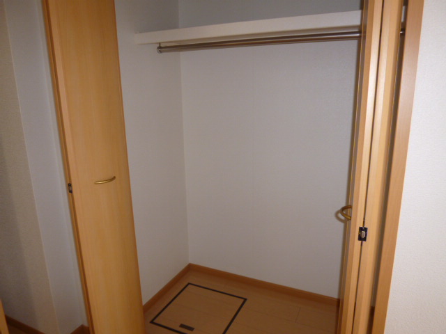 収納　クローゼット