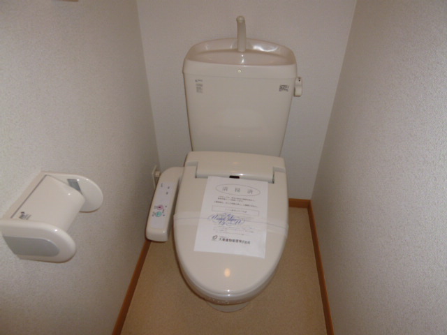 トイレ　シャワー付きトイレ