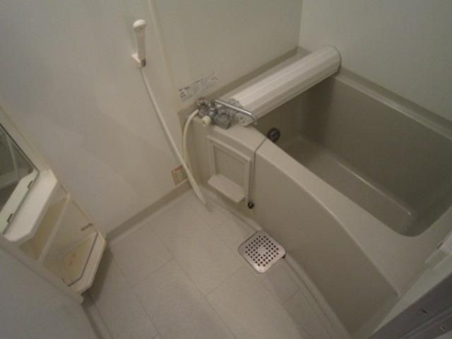 バス・シャワールーム　☆追い焚きバス☆