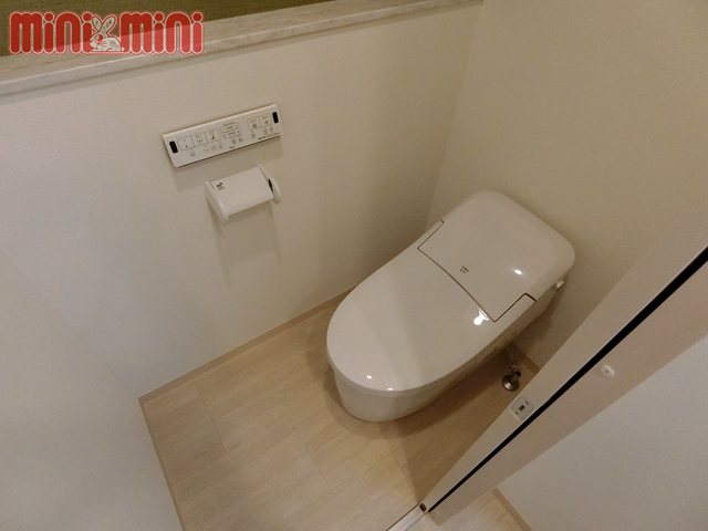 トイレ　ウォシュレット付きトイレ