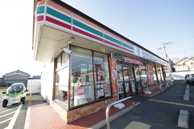 コンビニ　セブンイレブン桜井粟殿店（コンビニ）まで446m
