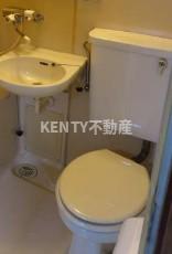 トイレ　コンパクトで使いやすいトイレです