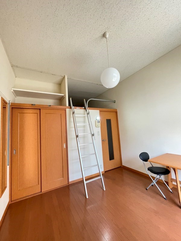 居室・リビング　リビング