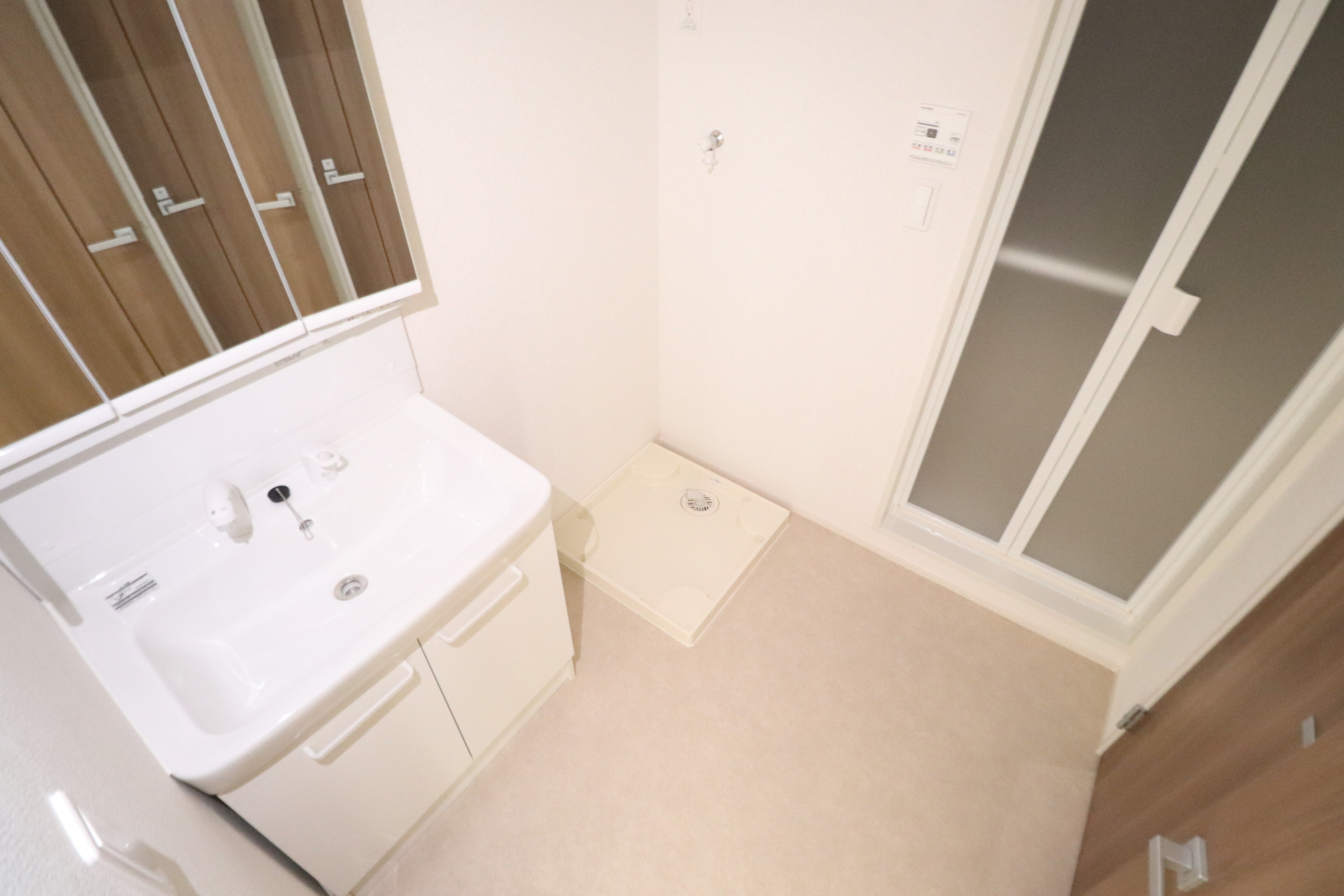 洗面設備　広々脱衣所☆