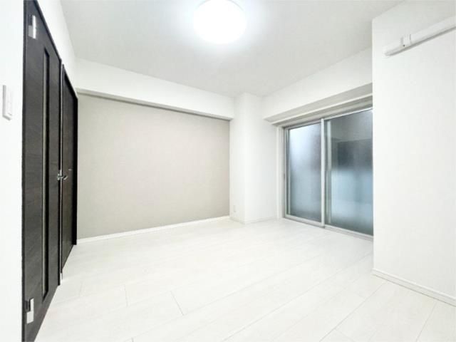 居室・リビング　参考画像　別住戸の写真です。