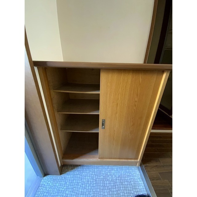 玄関　下駄箱