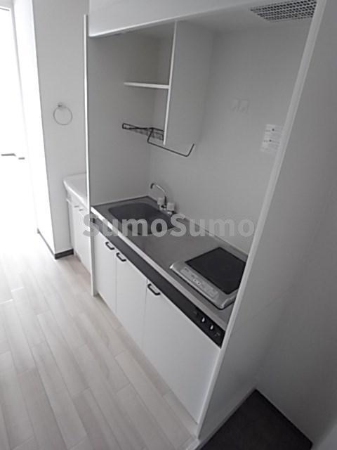 キッチン　コンパクトなキッチンで掃除もラクラク