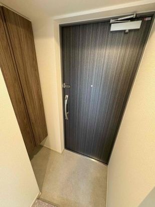 N-stage西船橋市川の玄関写真