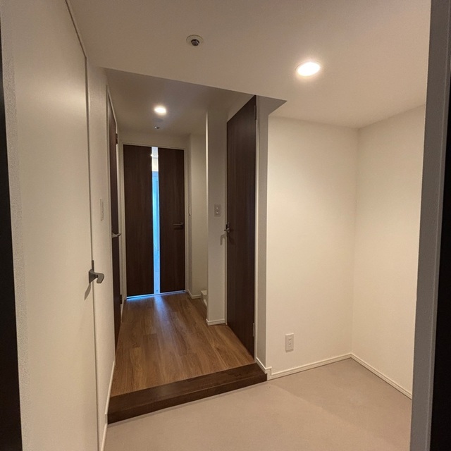 玄関　※写真は同タイプ住戸です。