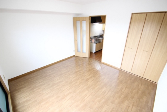 居室・リビング　※別部屋の写真です