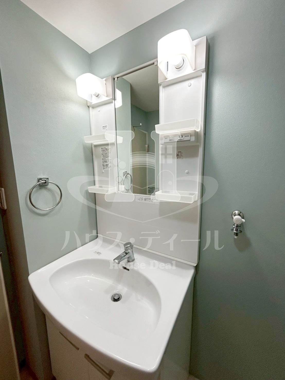 洗面設備　忙しい朝には欠かせない洗面所です