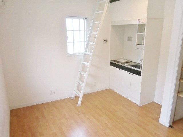 居室・リビング　☆天井の高い居住空間☆