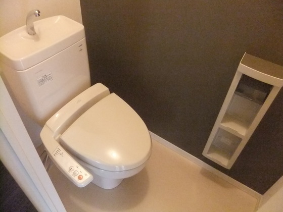 トイレ　※別部屋の写真です