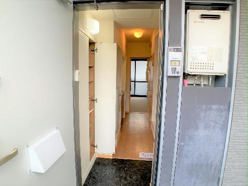 エントランス　設備・使用は号室により異なる為、現況を優先致します。