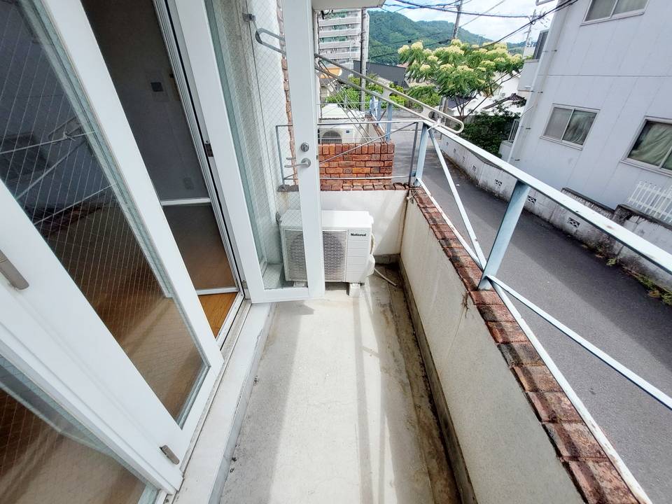 バルコニー　バルコニー