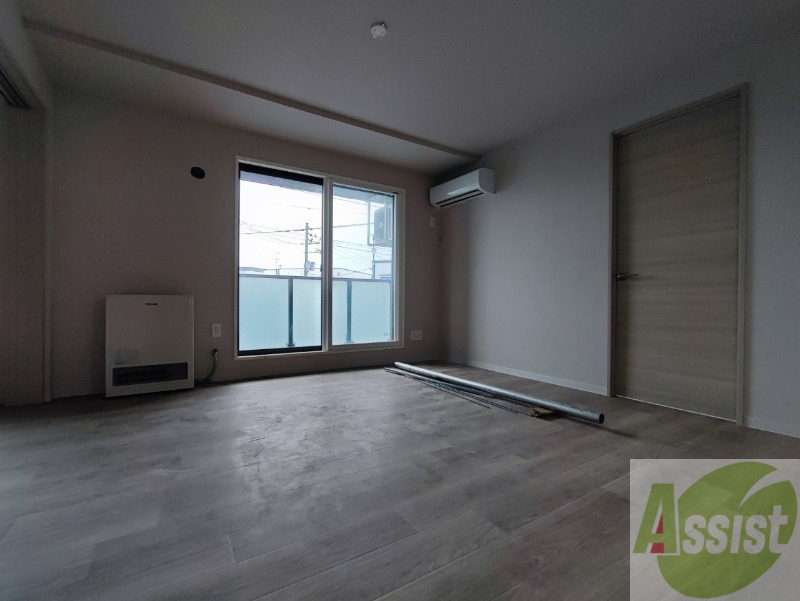 居室・リビング　広くてキレイなお部屋が広がっていて、充実した生活が送れそう。