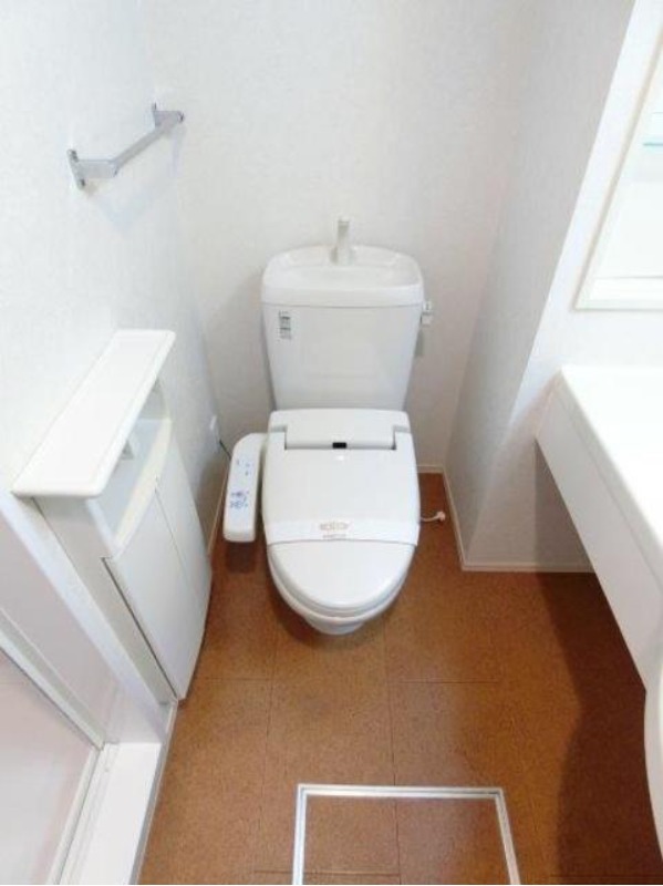 トイレ　図面と現状に相違がある場合には現状を優先