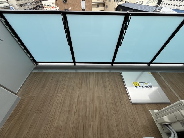 その他部屋・スペース　お洗濯にも便利なバルコニー付き