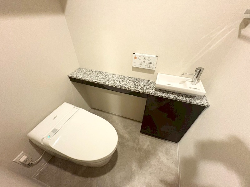 クラッシィタワー淀屋橋のトイレ写真