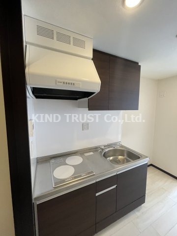 キッチン　コンパクトなキッチンで掃除もラクラク